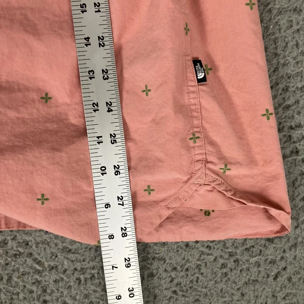 The North Face Shirt Mens XL Pink Geometric Embroidered Short Sleeve Button Up